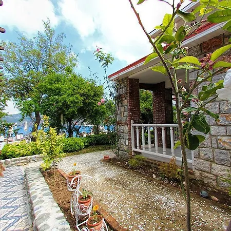Losta Sahil Evi 2 (adults Only) Hotel