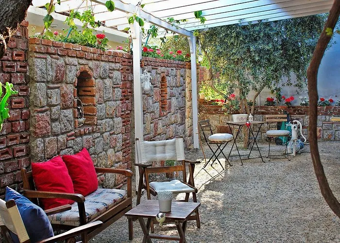 Losta Sahil Evi 2 (adults Only)